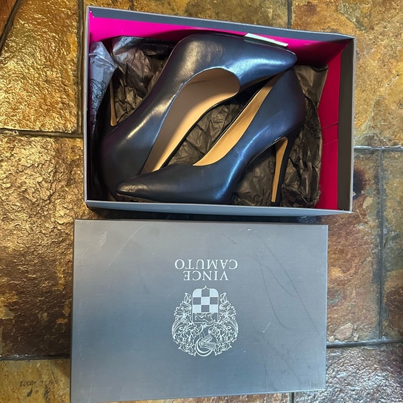 Vince Camuto Navy Blue Heels - Picture 1 of 6